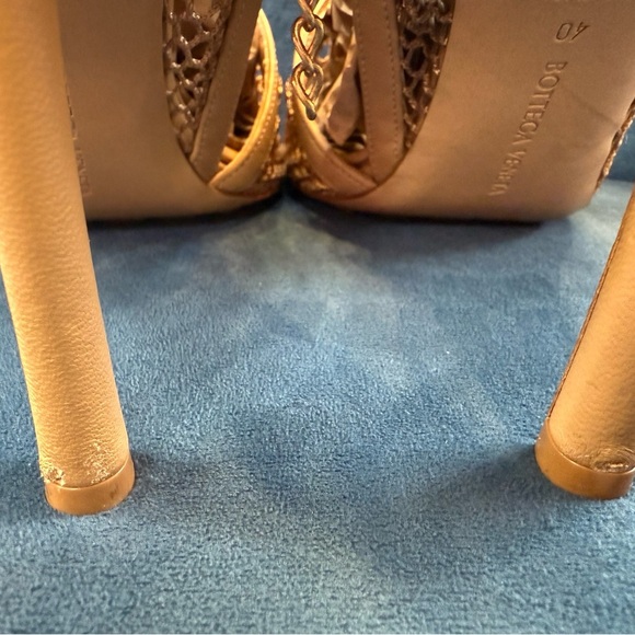 Bottega Veneta Mesh Chain Heels Size 40 Nude Gold Designer Luxury Made in Italy - Picture 9 of 11